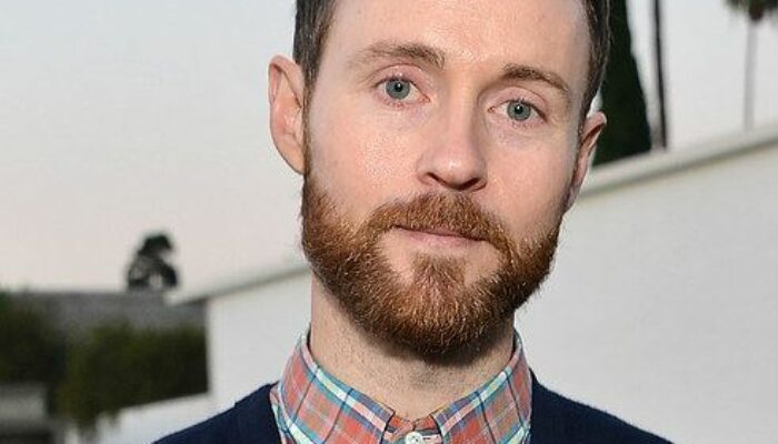 Aaron Ruell