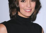 Alana De La Garza